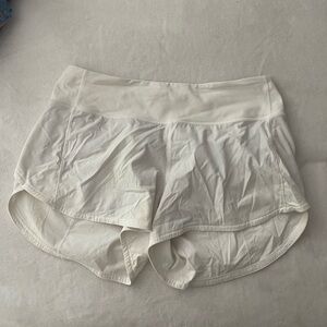 Lululemon speed up shorts white (8)